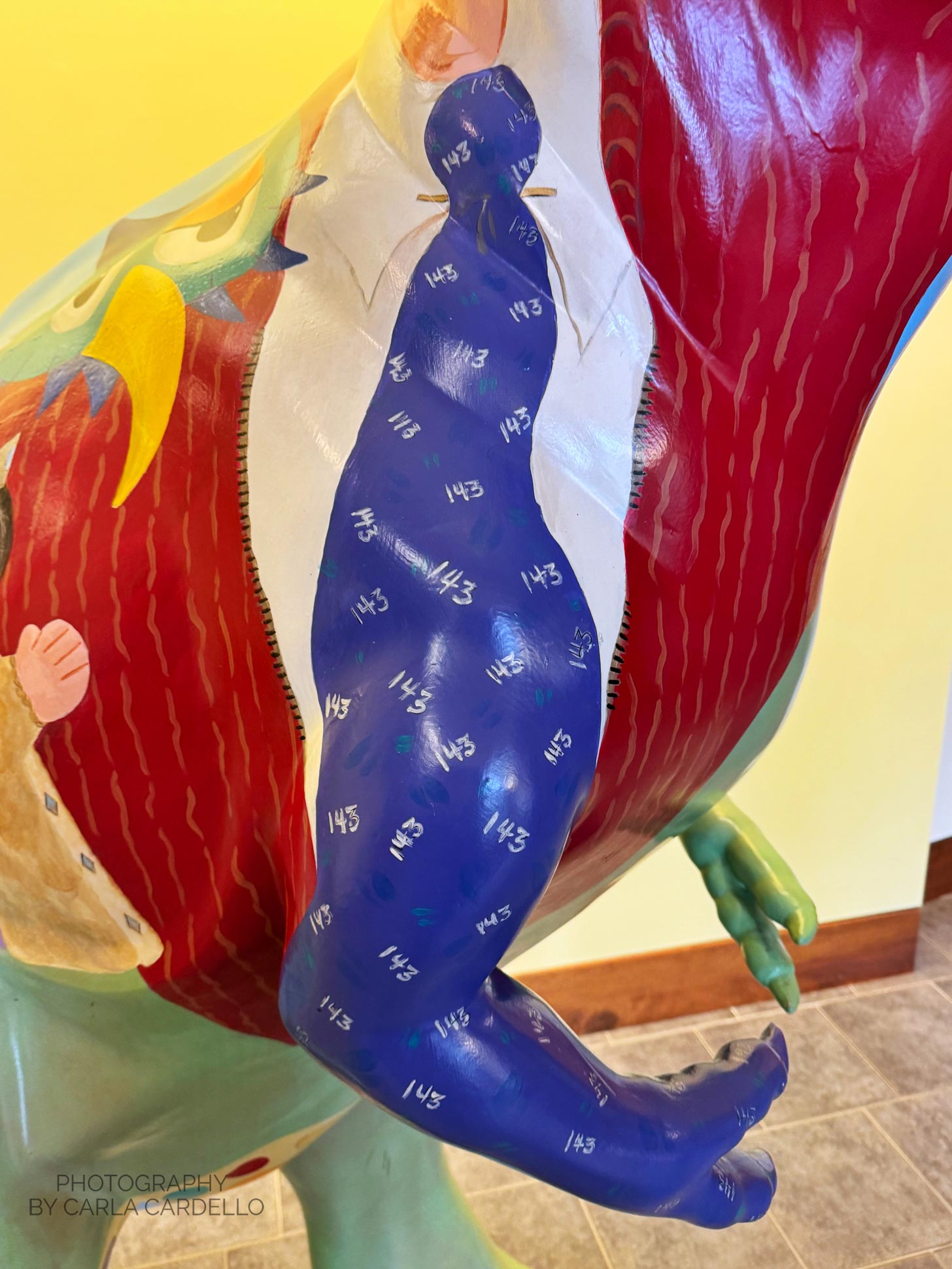 Close up of Neighborhoodsaurus Pittsburgh Dinosaur Statue