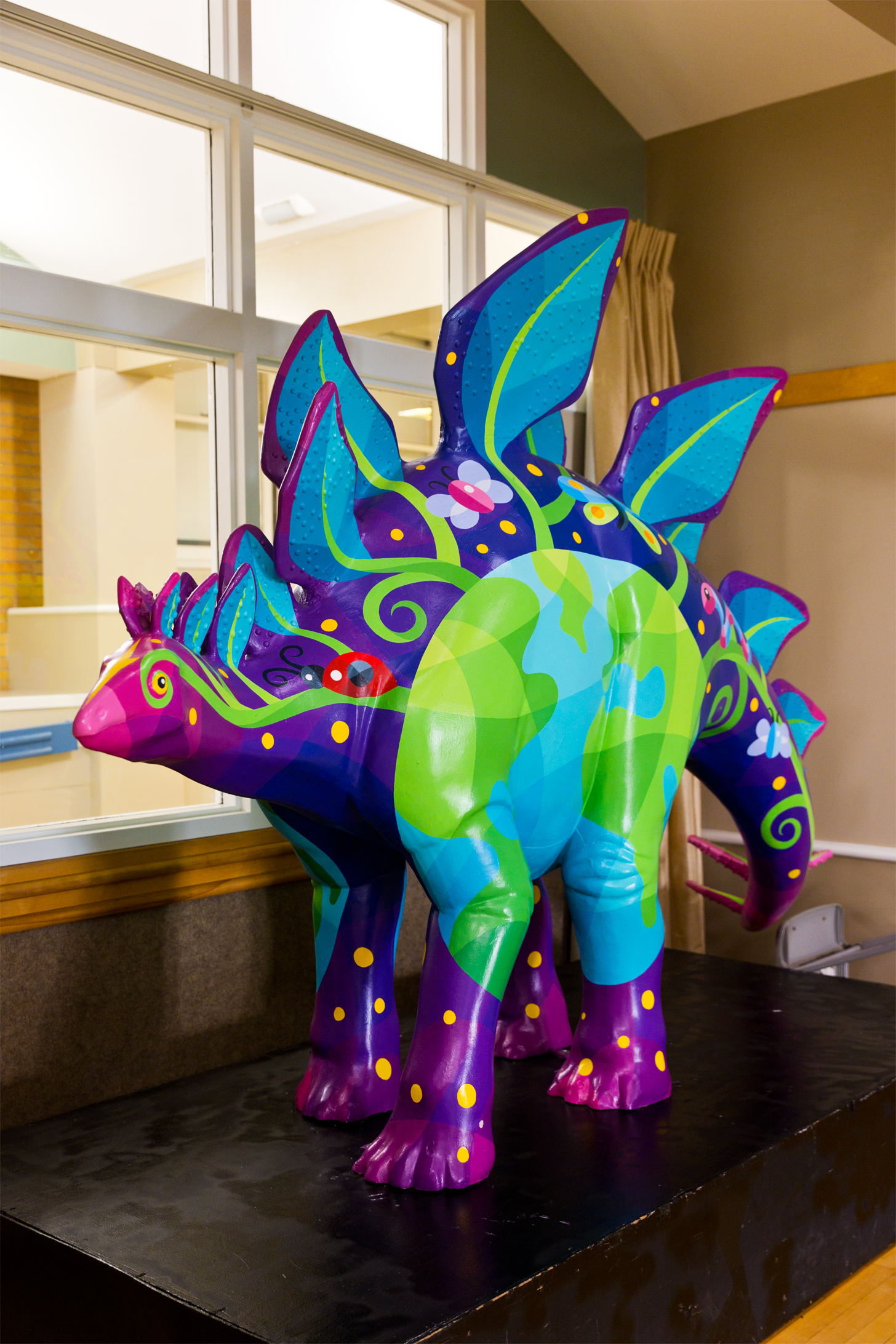 Seymour Sparklesaurus Pittsburgh Dinosaur Statue