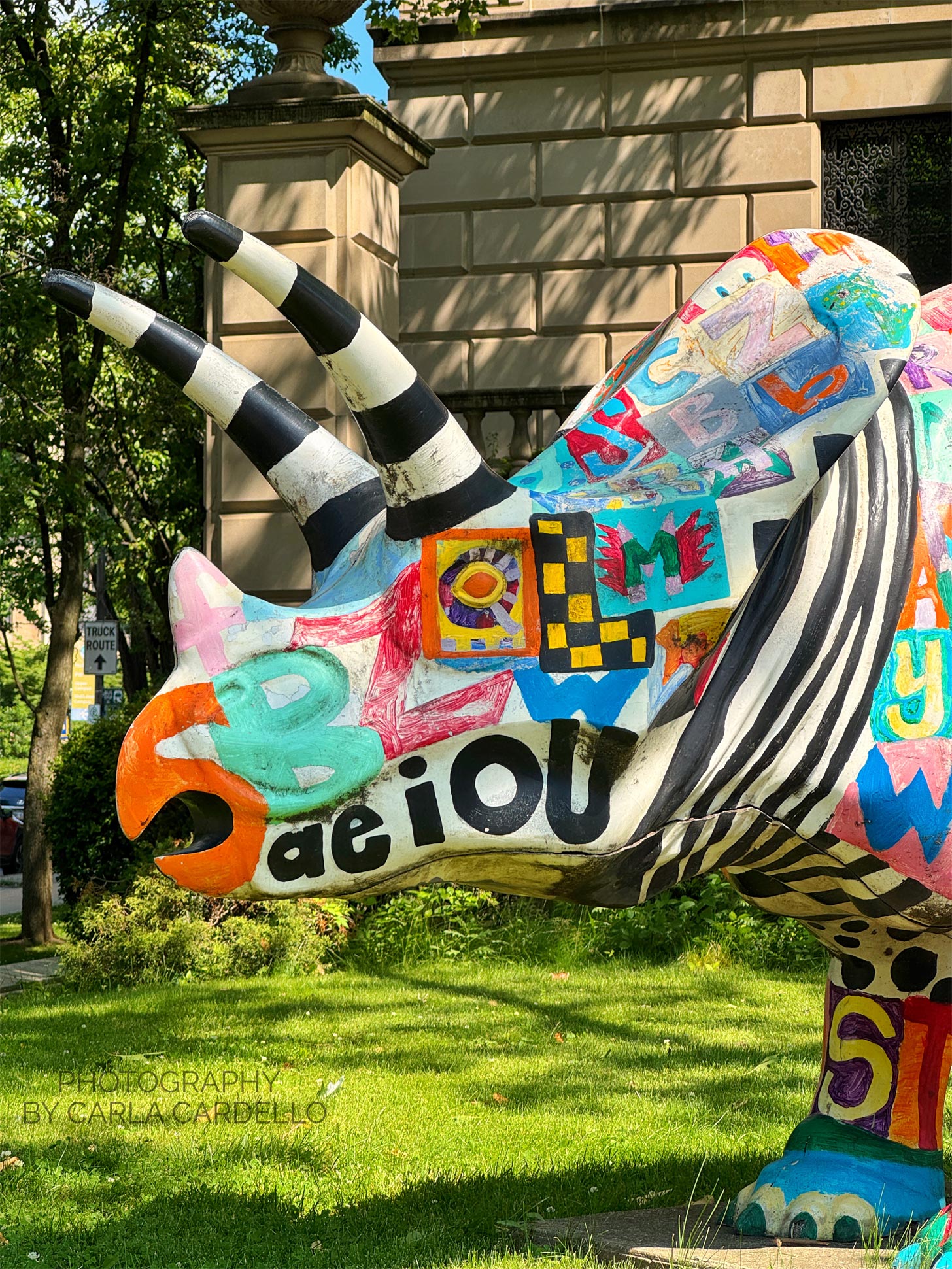 Alphabetosaurus Pittsburgh Dinosaur Statue