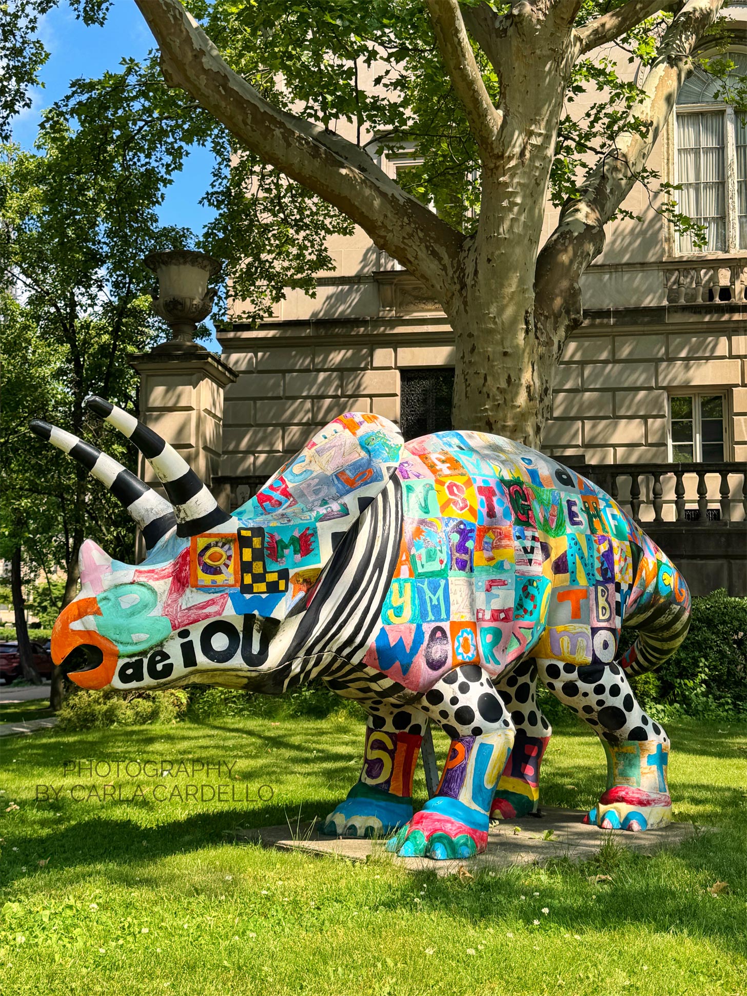 Alphabetosaurus Pittsburgh Dinosaur Statue