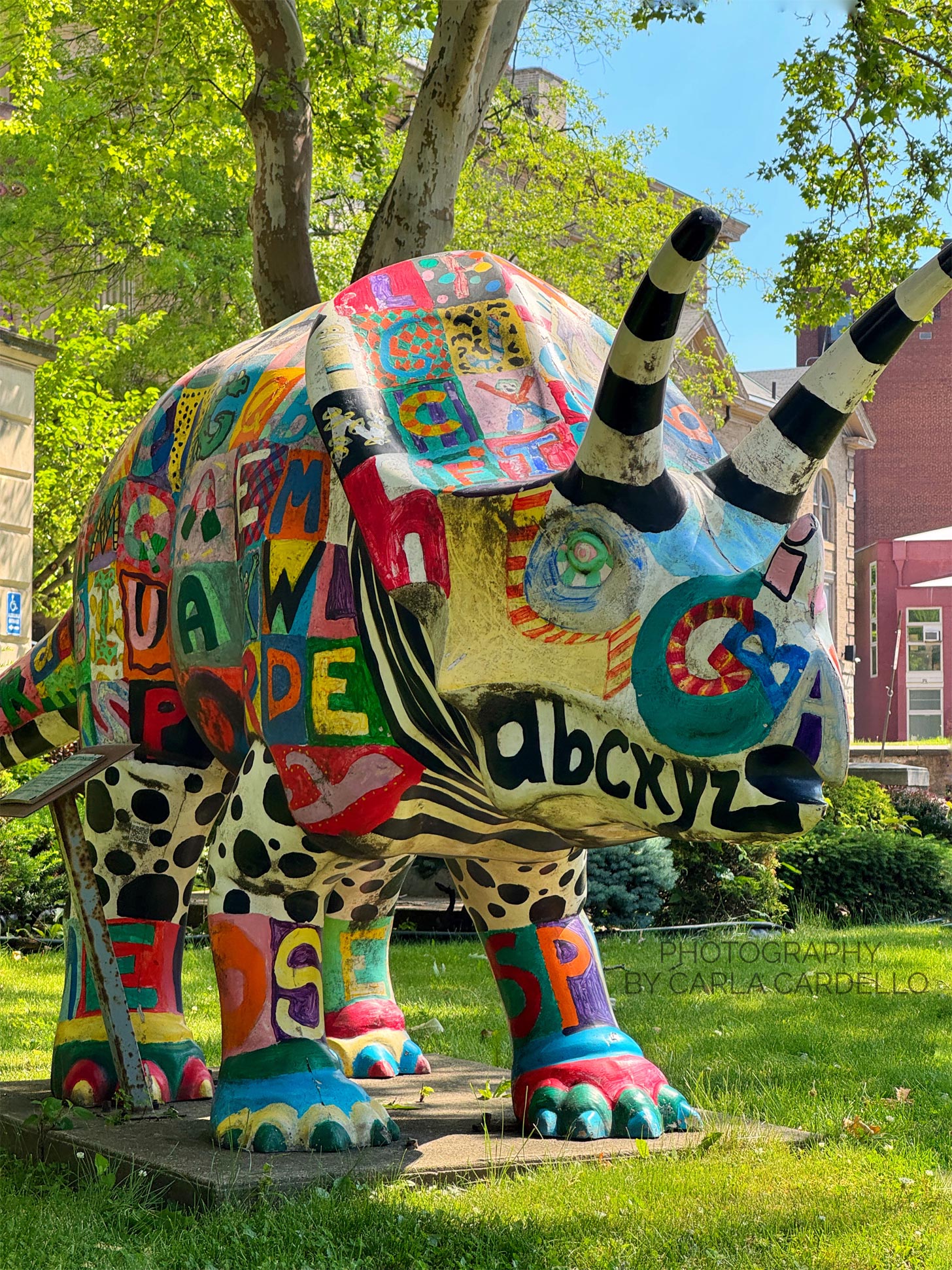Alphabetosaurus Pittsburgh Dinosaur Statue