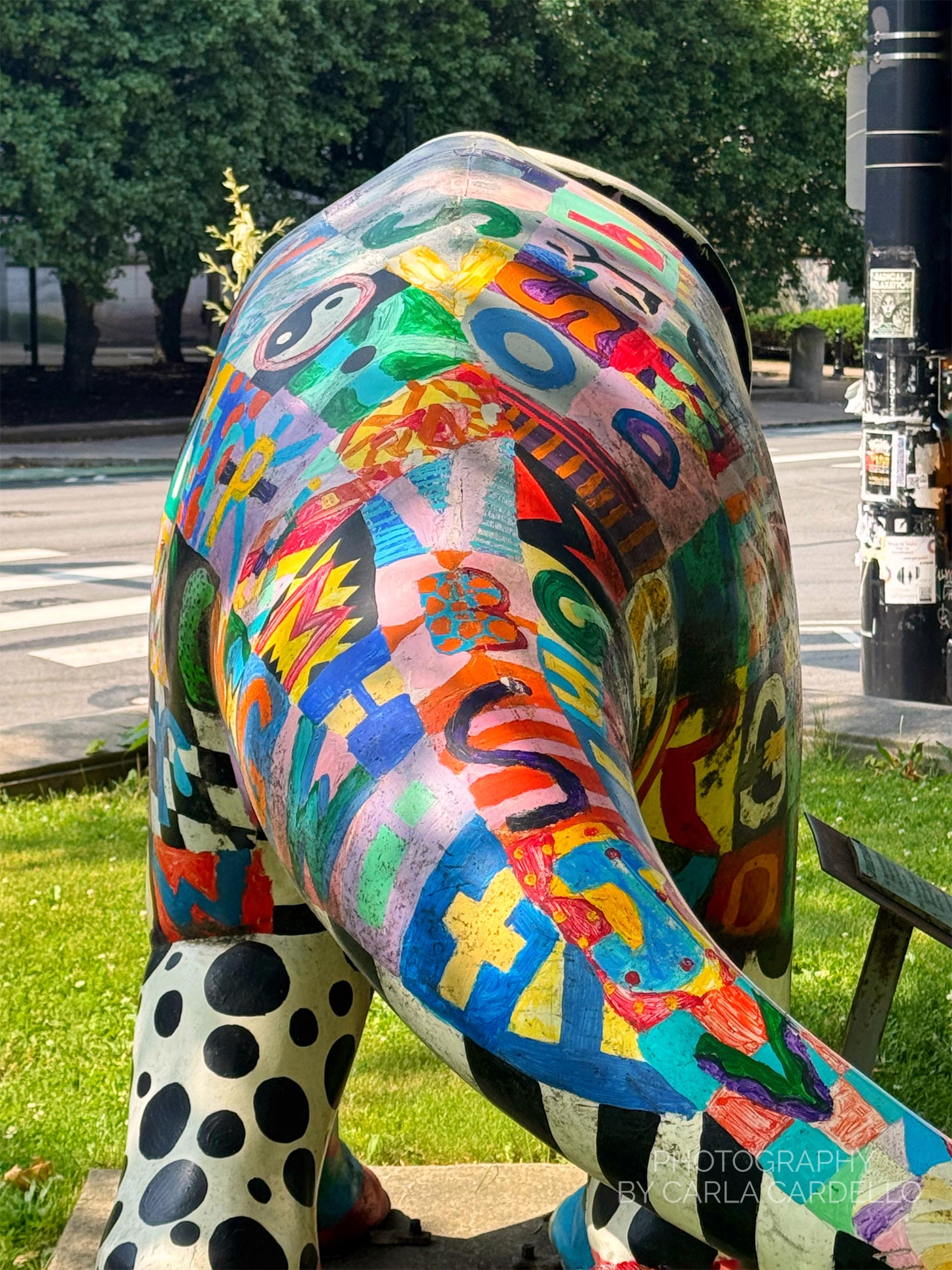 Close up of Alphabetosaurus Pittsburgh Dinosaur Statue