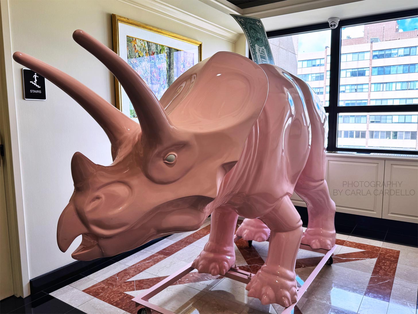 Dolly Dollarsaurus Pittsburgh Dinosaur Statue