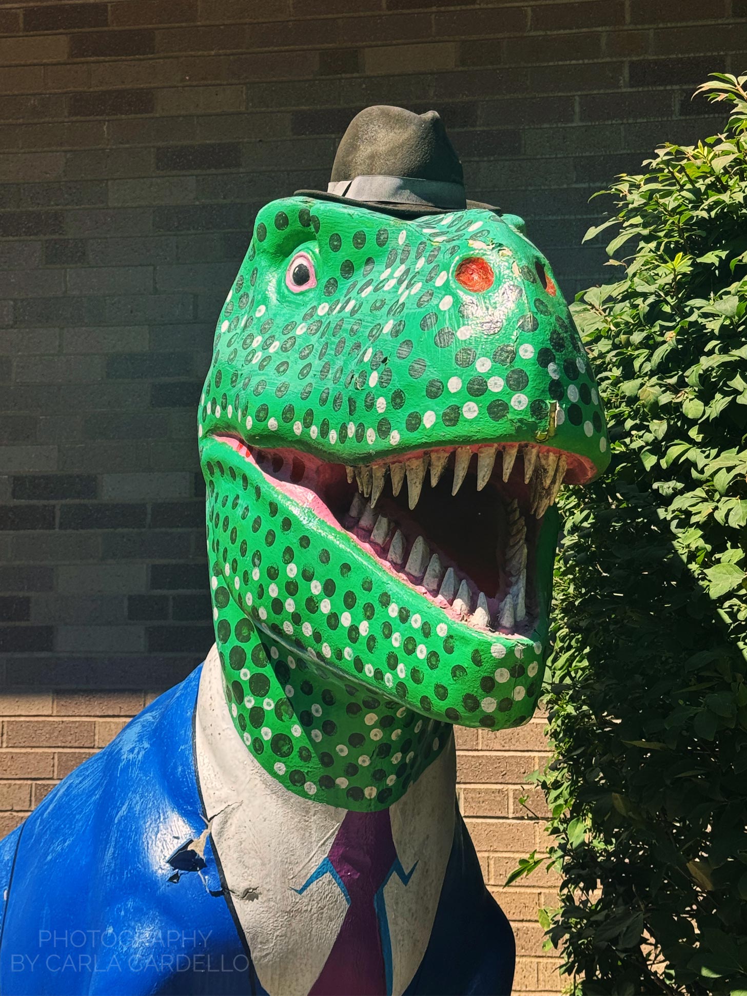 Close up of T. Rex VP Pittsburgh Dinosaur Statue